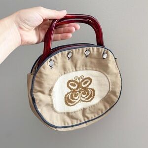 Vintage 70s Elegant Tan Handbag with Butterfly Design